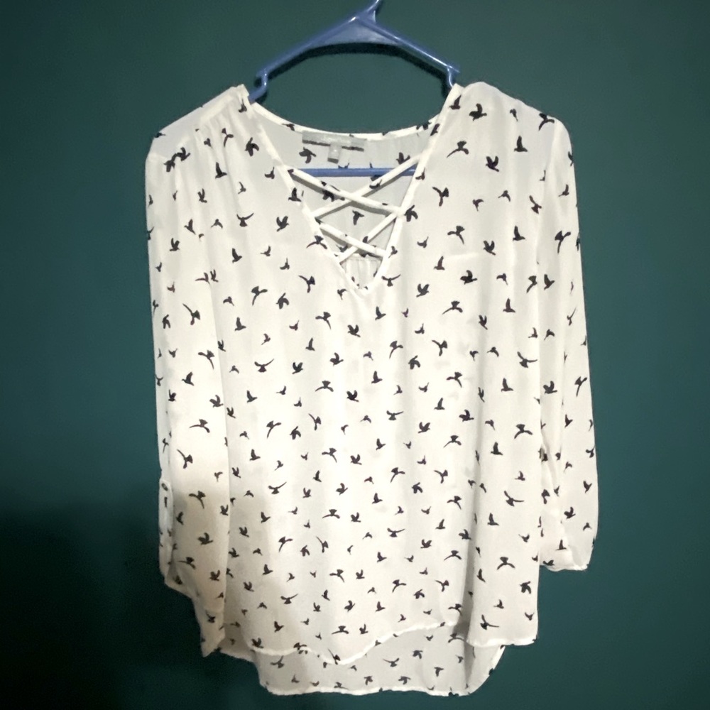 White dress top with blue doves